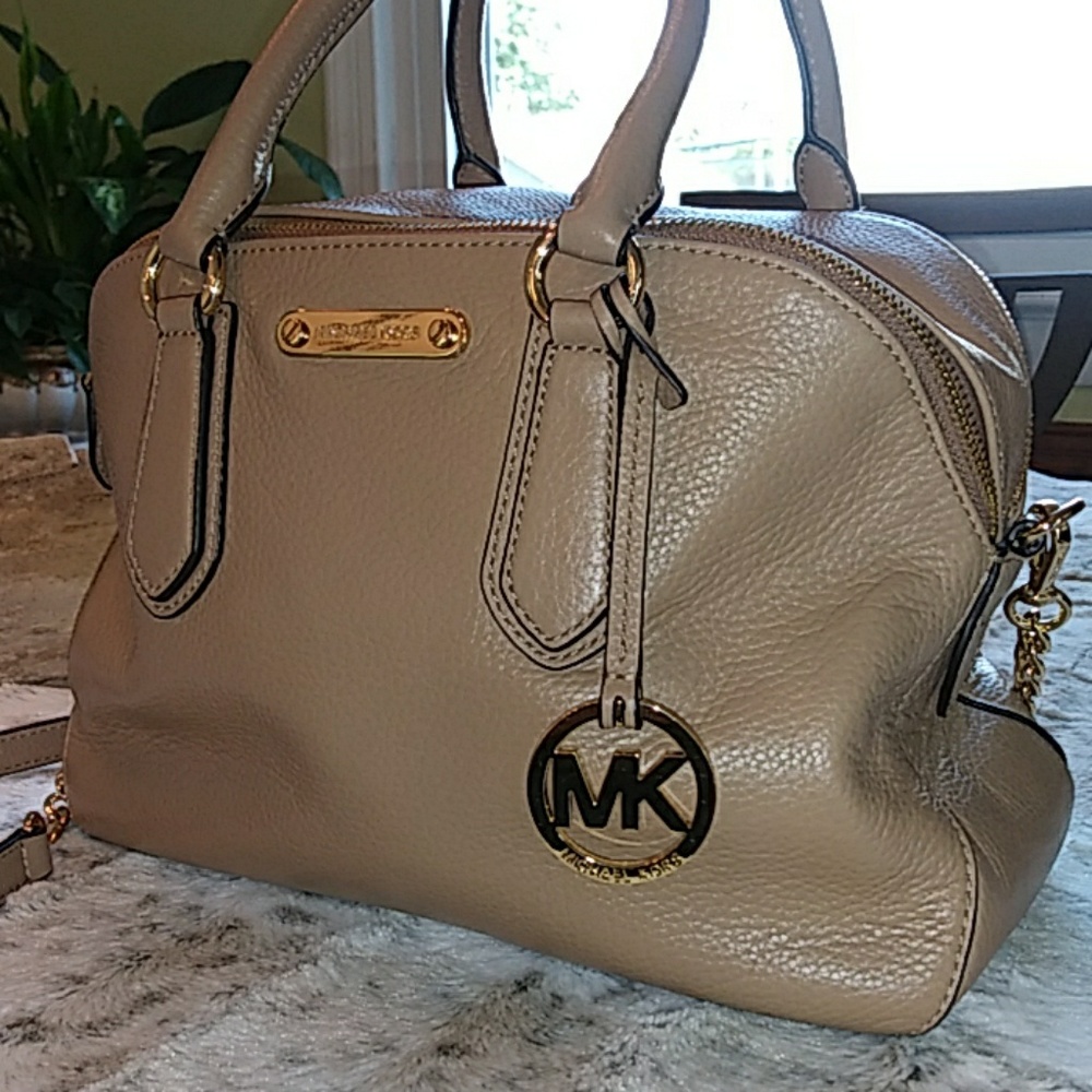 Michael Kors taupe leather bag